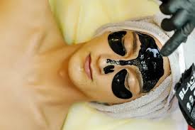 Black Peel Facial in Rohini
